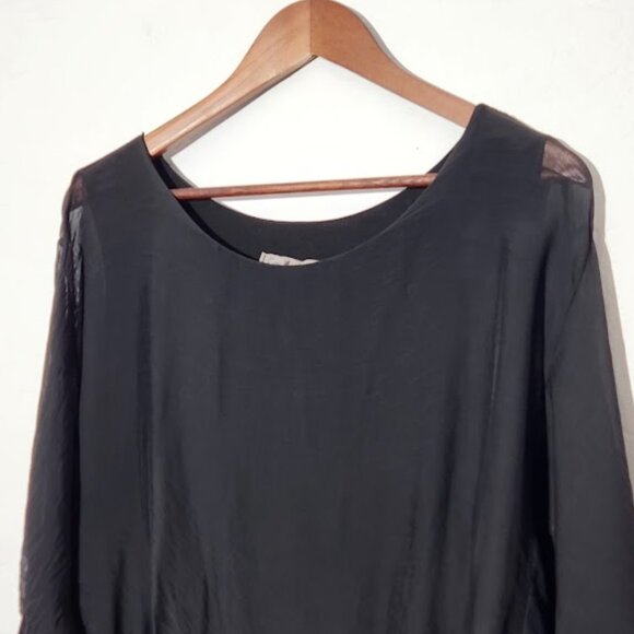 Gigi Moda Women's Silk Blouse in Size Large - Picture 2 of 7